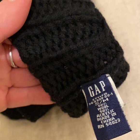 GAP Funny Warm Gloves In Very Good Condition. Size S/M - Picture 6 of 6